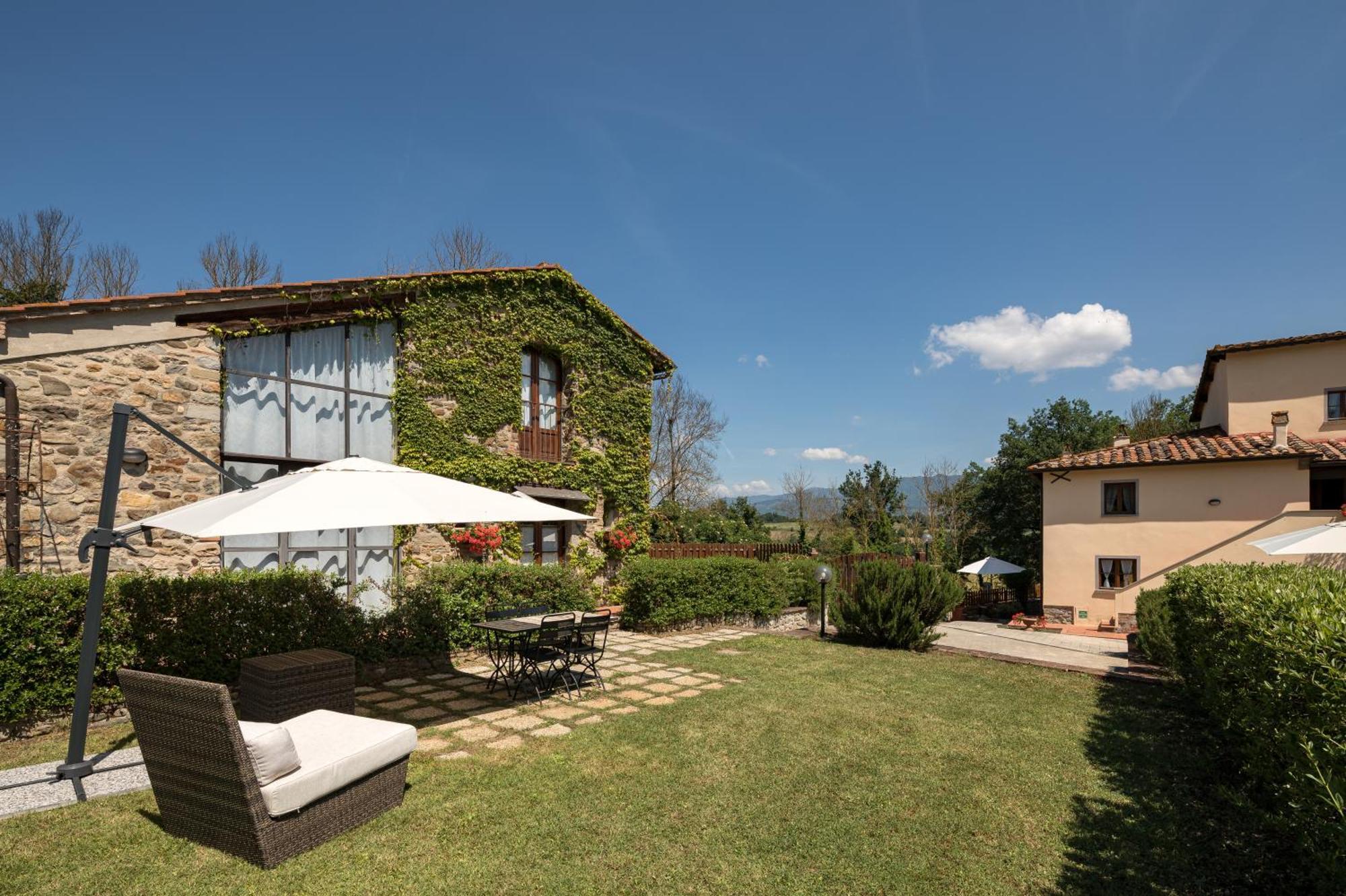 Borgo Santa Maria In Valle Laterina Exteriér fotografie
