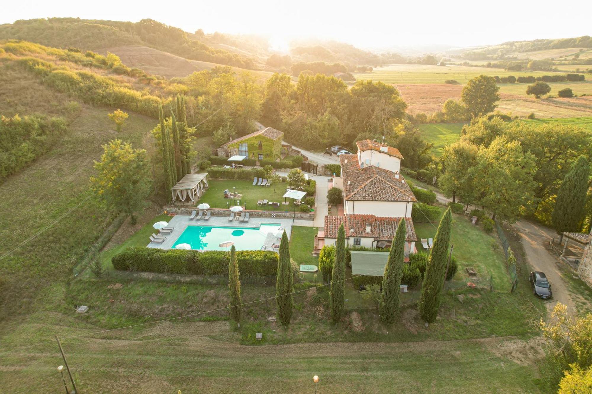 Borgo Santa Maria In Valle Laterina Exteriér fotografie