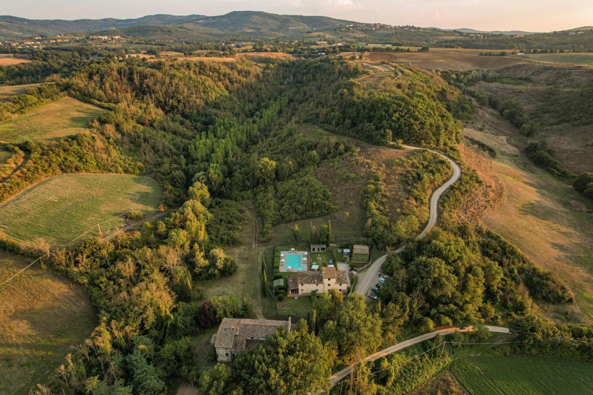 Borgo Santa Maria In Valle Laterina Exteriér fotografie