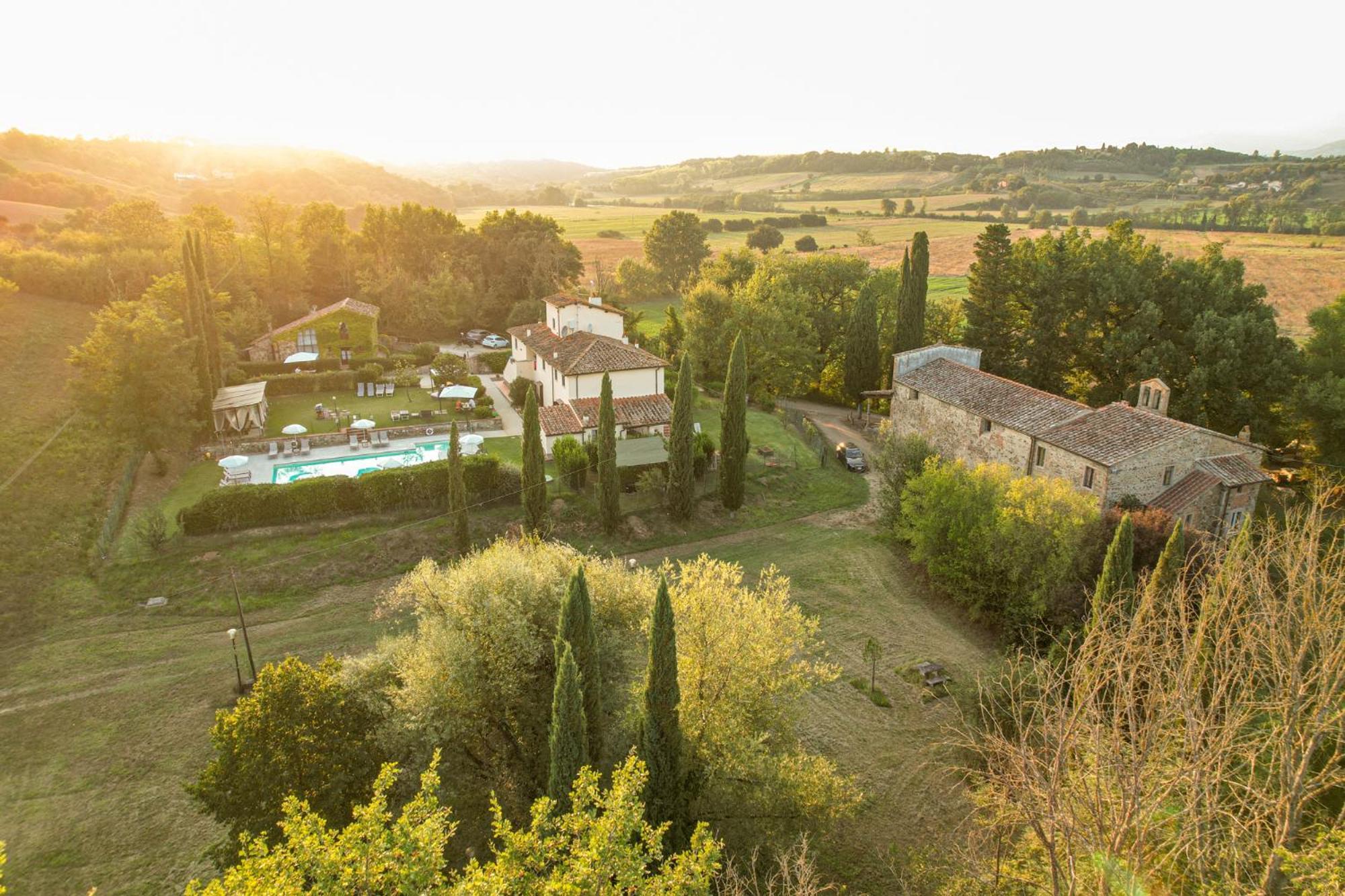 Borgo Santa Maria In Valle Laterina Exteriér fotografie