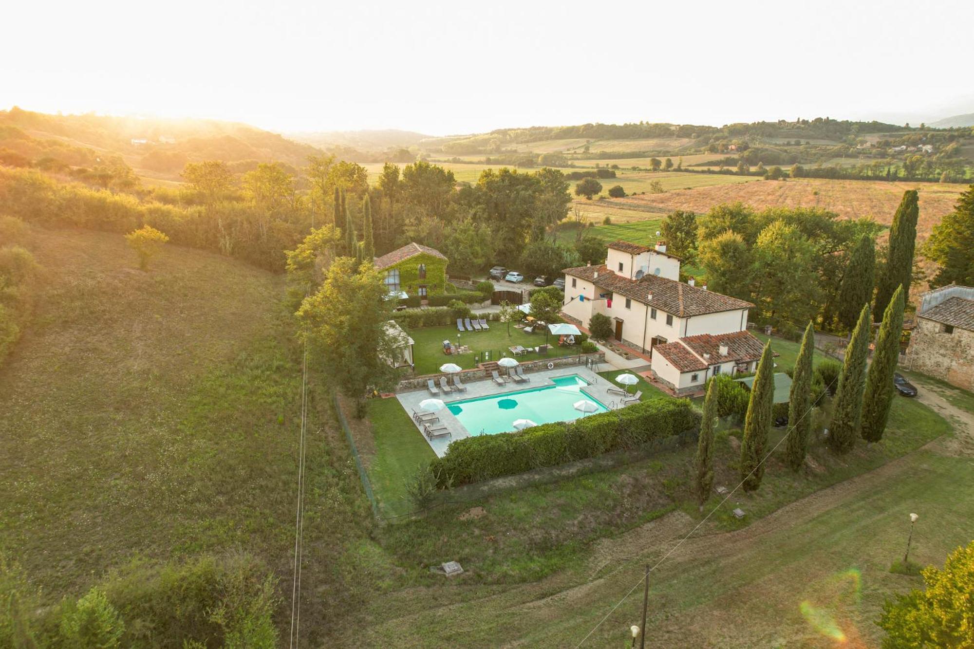 Borgo Santa Maria In Valle Laterina Exteriér fotografie