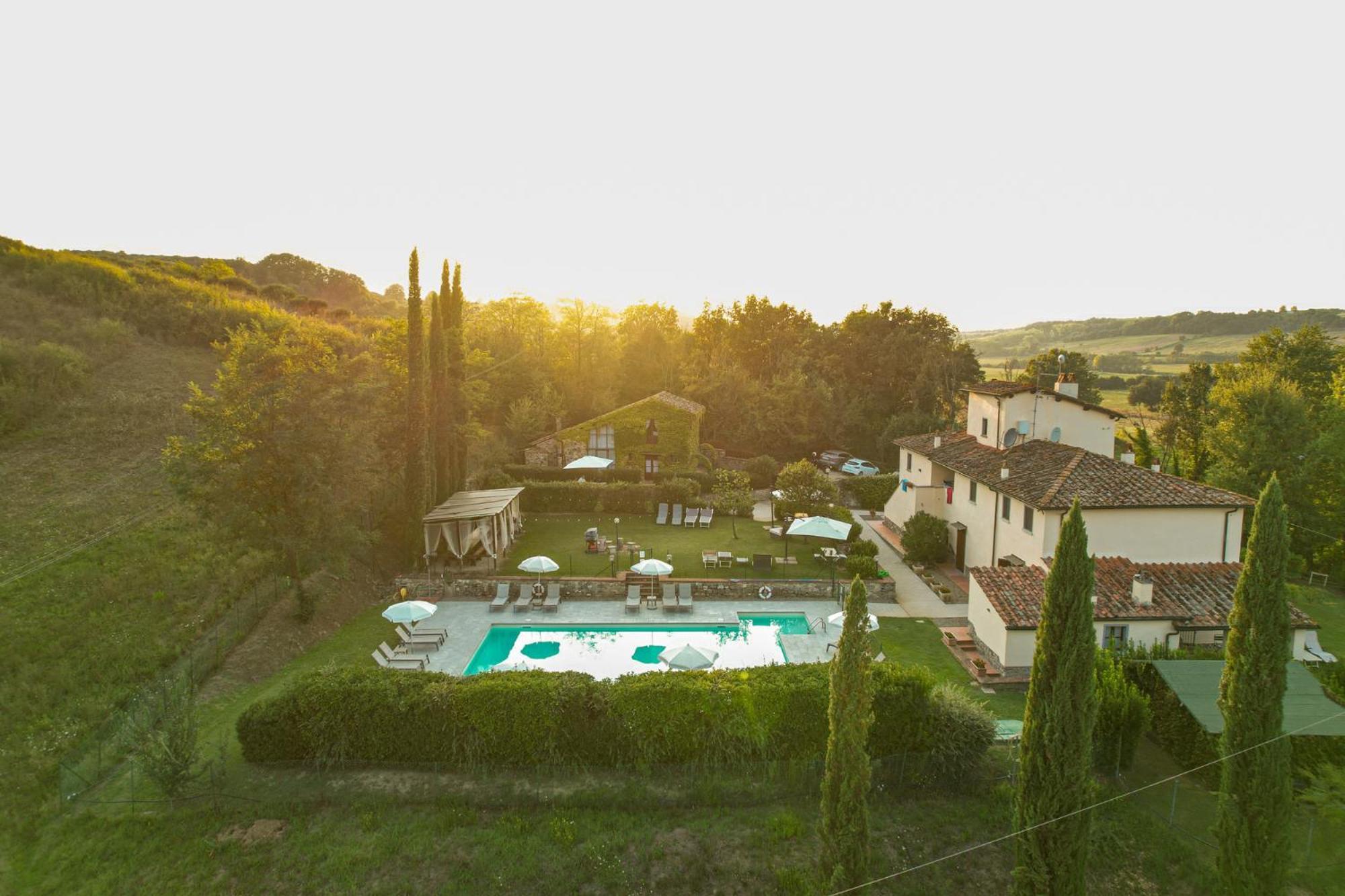 Borgo Santa Maria In Valle Laterina Exteriér fotografie