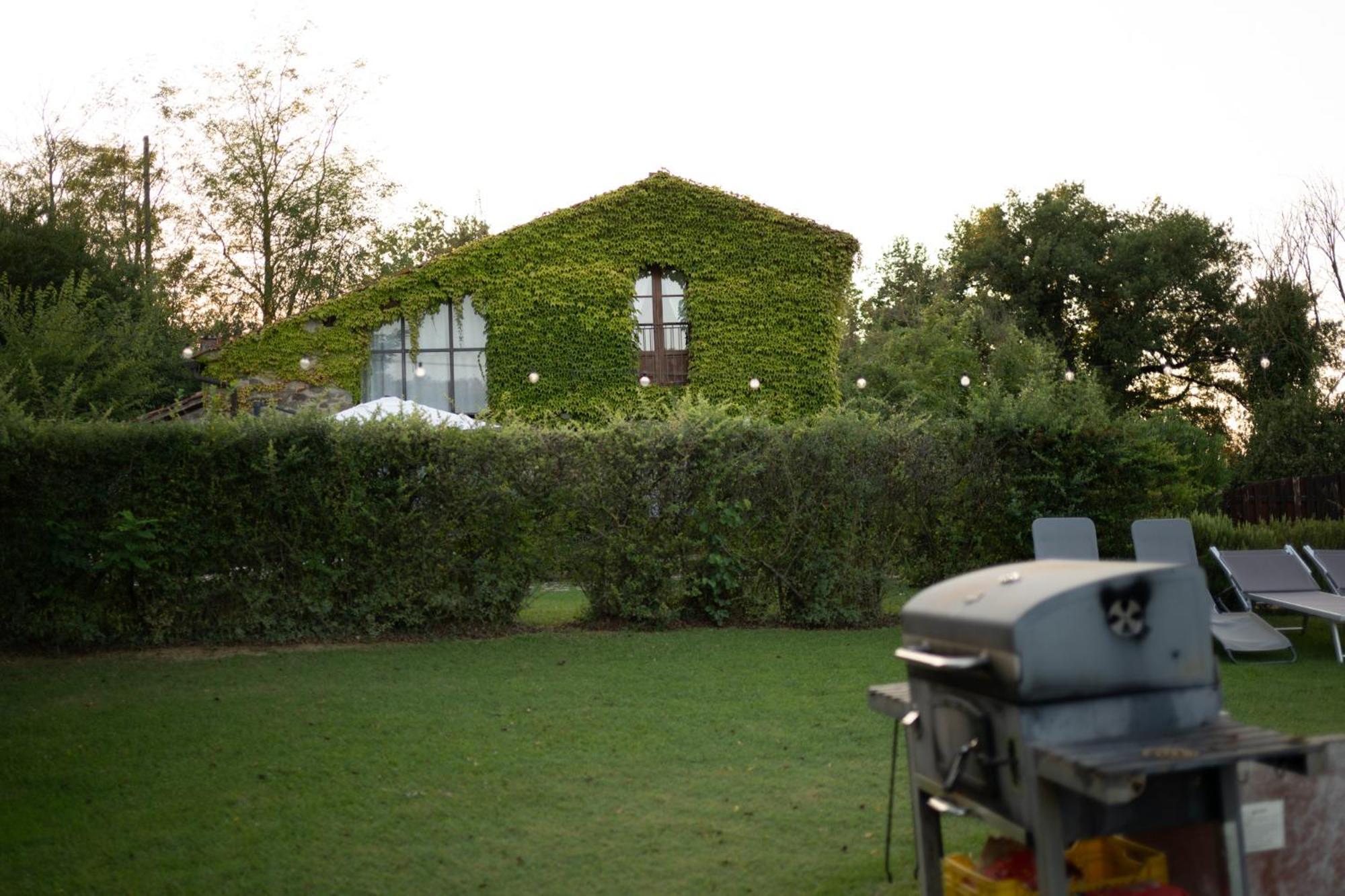 Borgo Santa Maria In Valle Laterina Exteriér fotografie