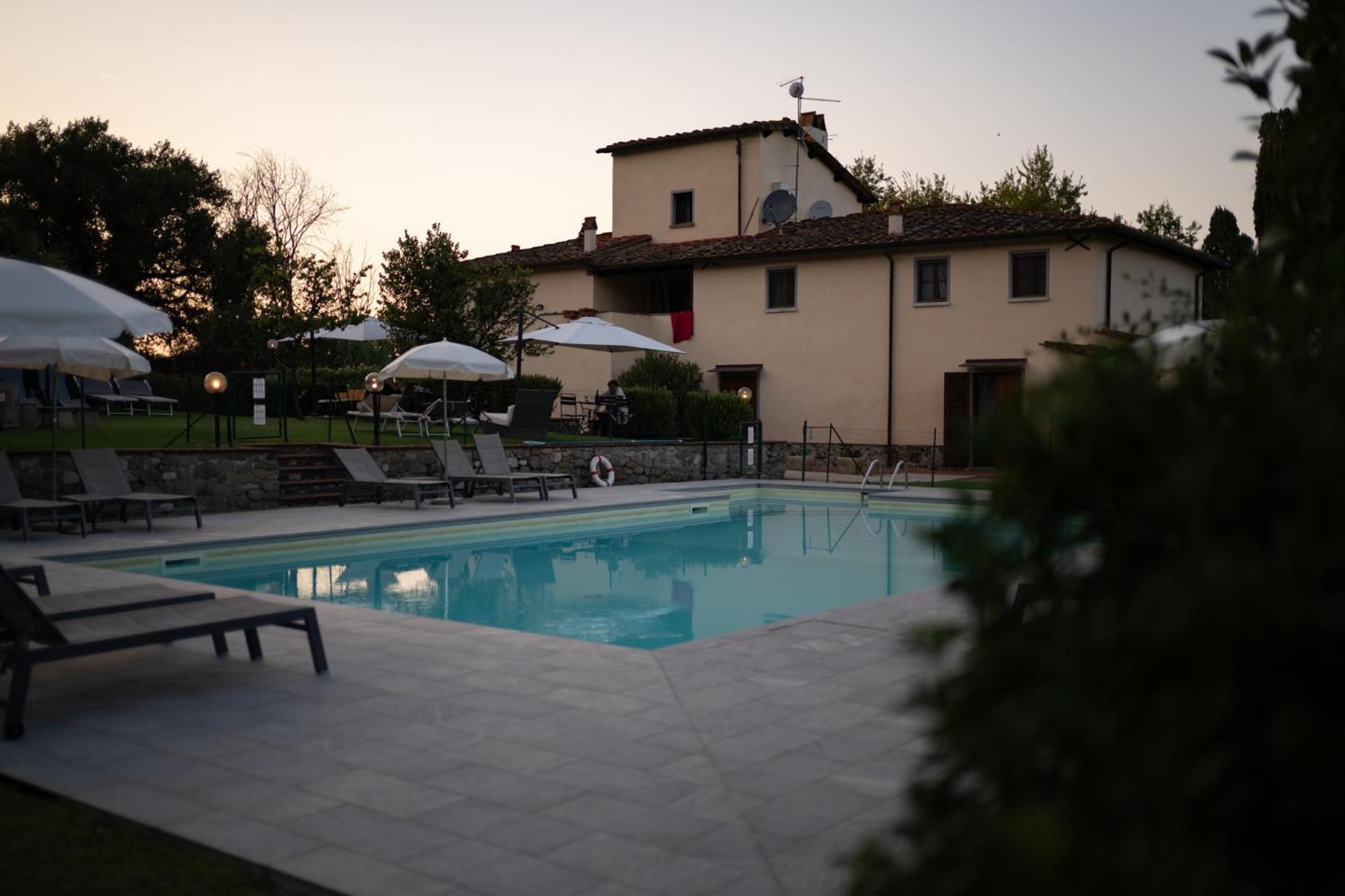 Borgo Santa Maria In Valle Laterina Exteriér fotografie